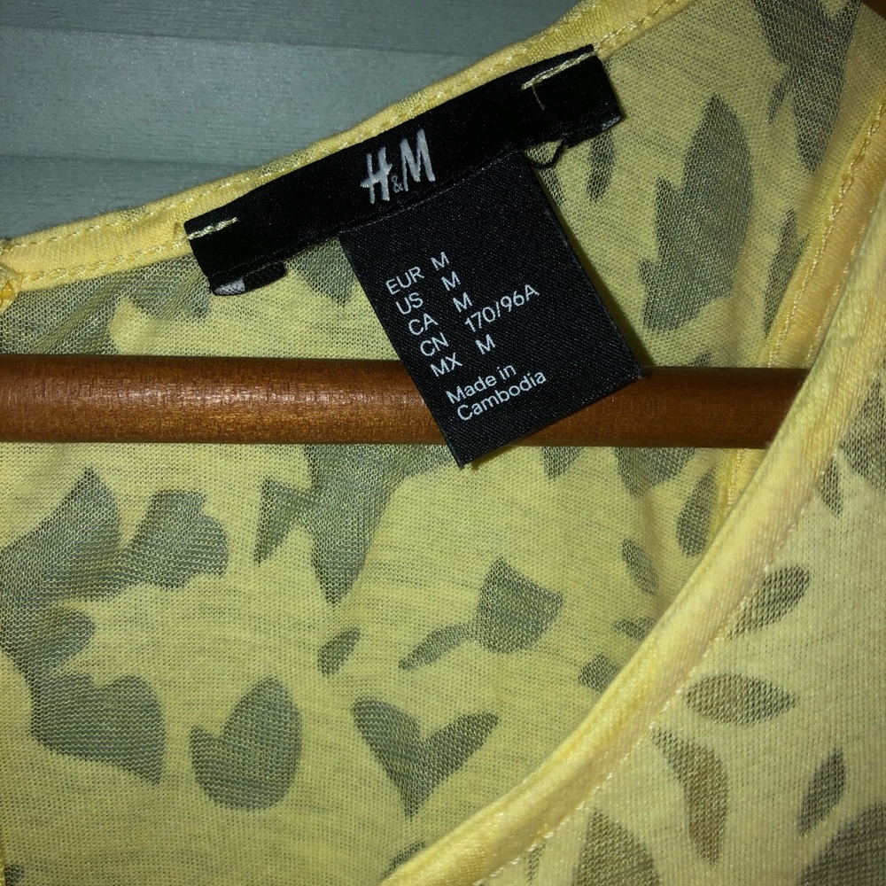 H&M tank top - Picture 6 of 6